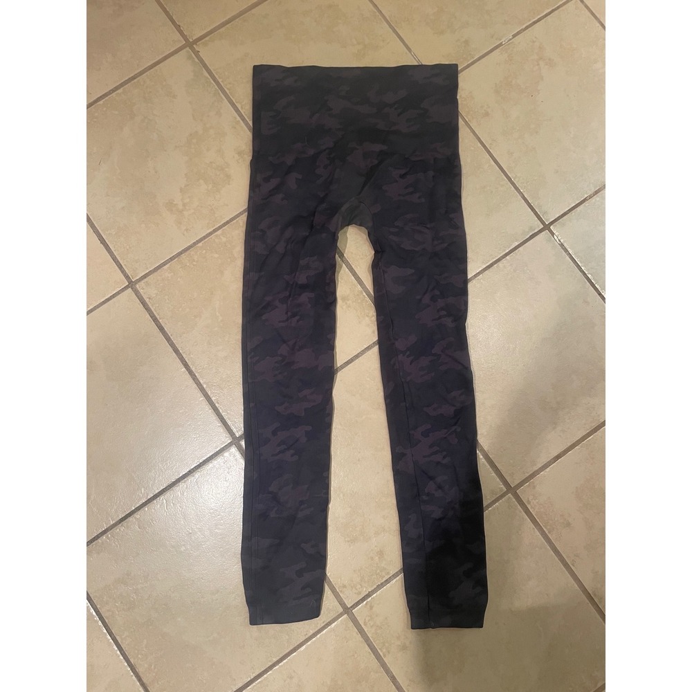 Spanx Look At Me Now Seamless Leggings Camo Black Charcoal Women 1X Plus Size - Picture 3 of 3